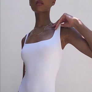 Contour aritzia bodysuit
